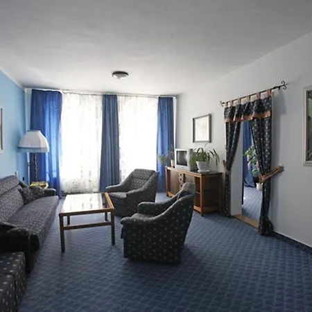 Solaster Garni Hotel 3*